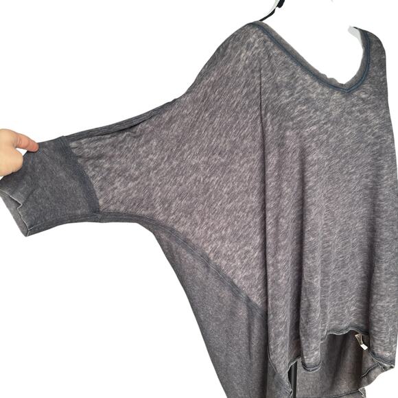 We The Free Oversized Dolman Tunic Top Gray Lightweight Slouchy Hi Low Hem Large - Picture 4 of 9